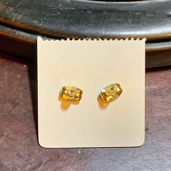 NWT ❤️Gold plated crystal heart studs for birthday month. JUNE - Picture 2 of 2